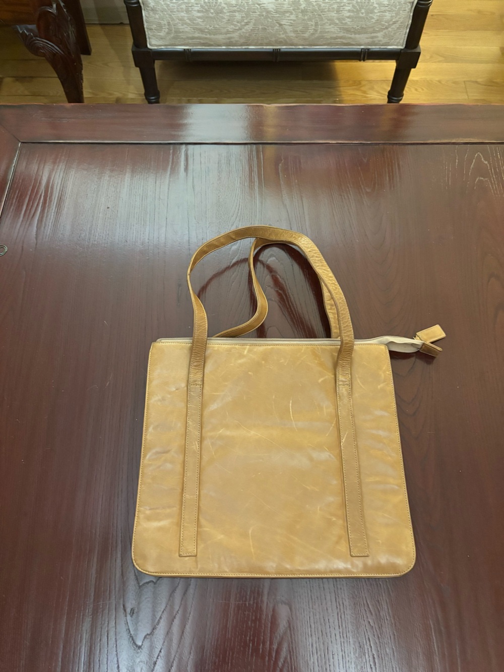 Vintage Raquel Sewell vertical slim zip portfolio tote in a rich tan/camel dist